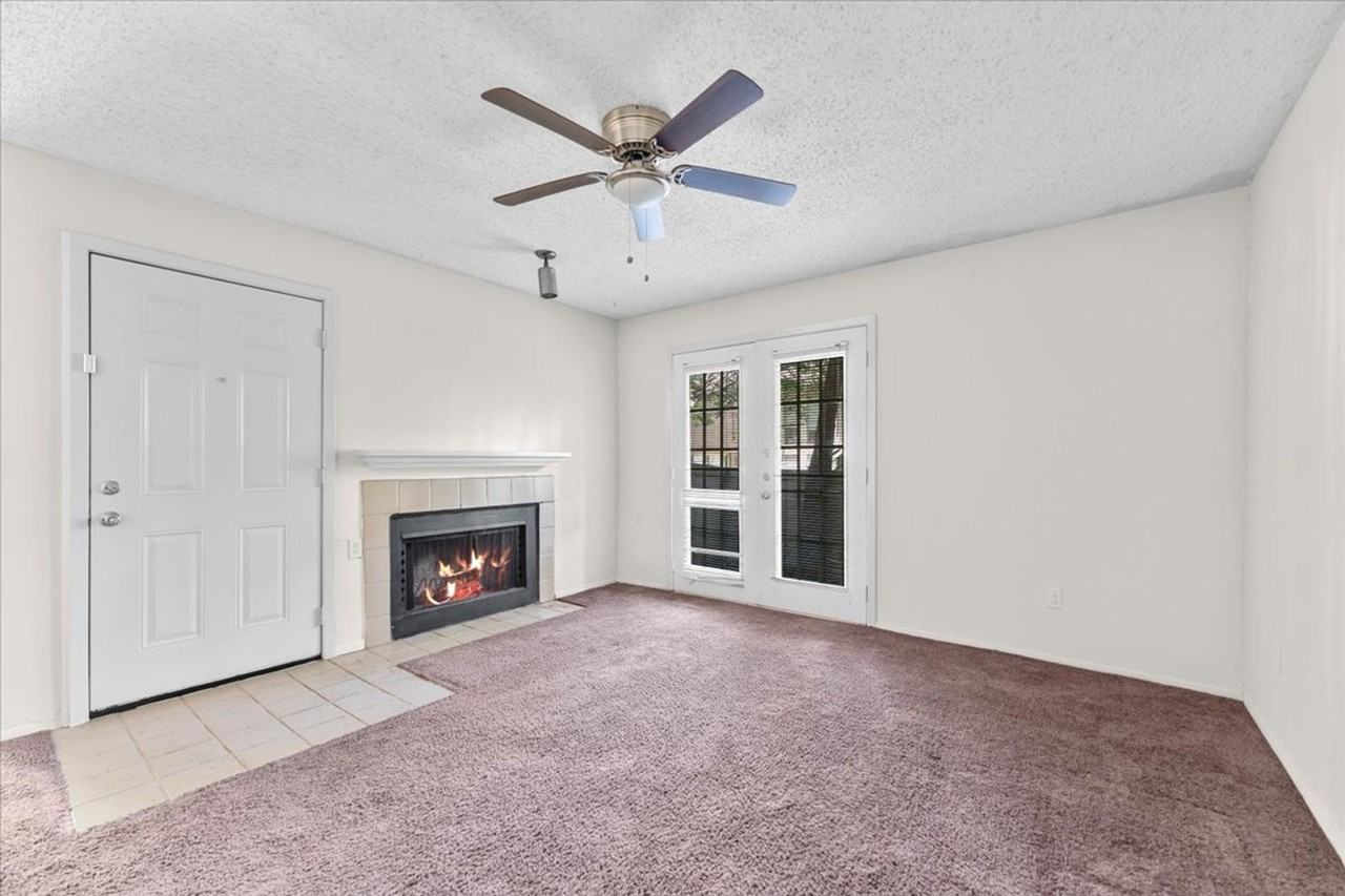 9621 Walnut St #6106 - Photo 3 of 33