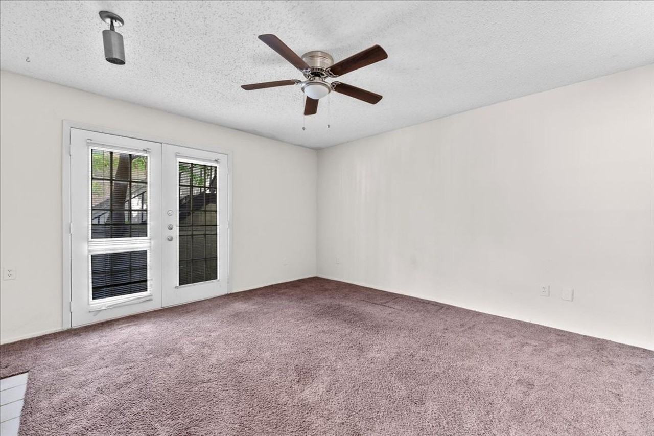 9621 Walnut St #6106 - Photo 4 of 33