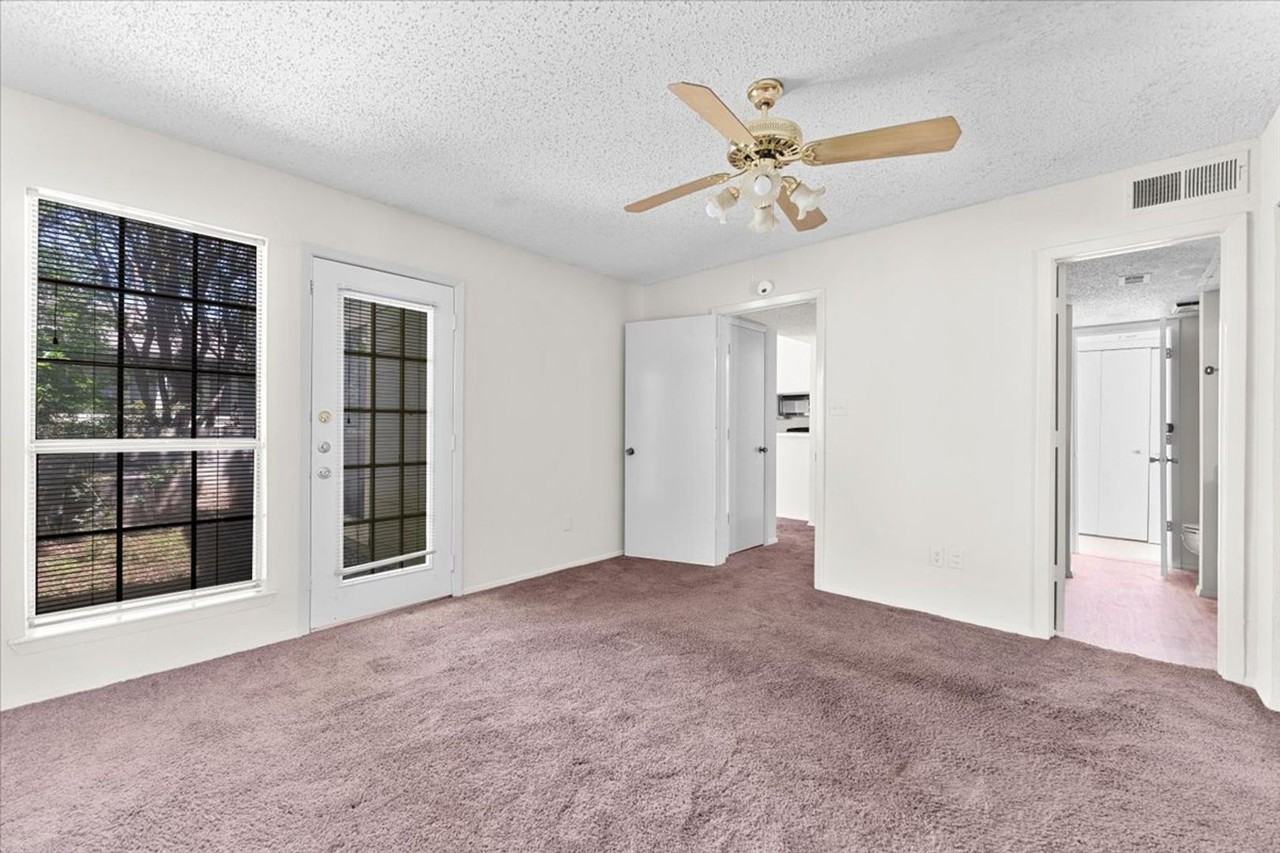 9621 Walnut St #6106 - Photo 5 of 33