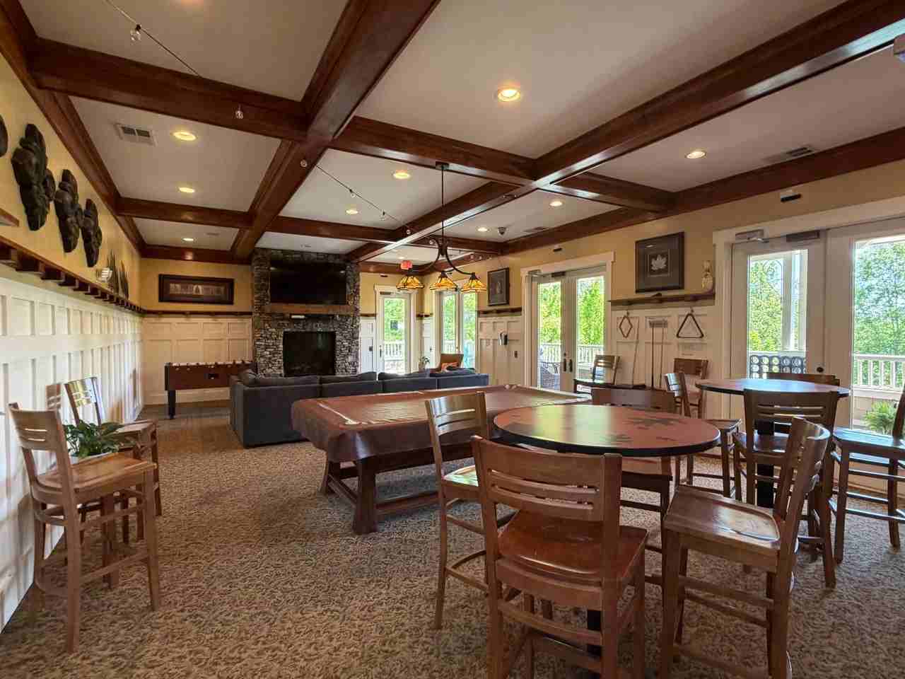 1615 Elmwood Ct #208 - Photo 5 of 13