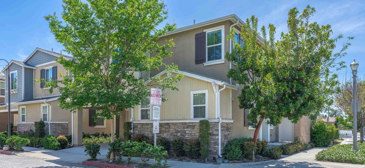 399 N Avelina Way #1 - Photo 2 of 31