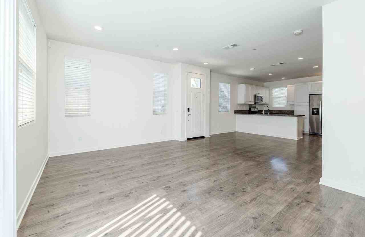 399 N Avelina Way #1 - Photo 4 of 31