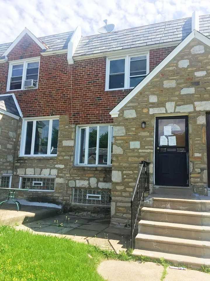 351 E Claremont Rd - Photo 2 of 34