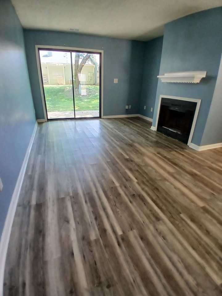 418 Kentucky Dr - Photo 3 of 12