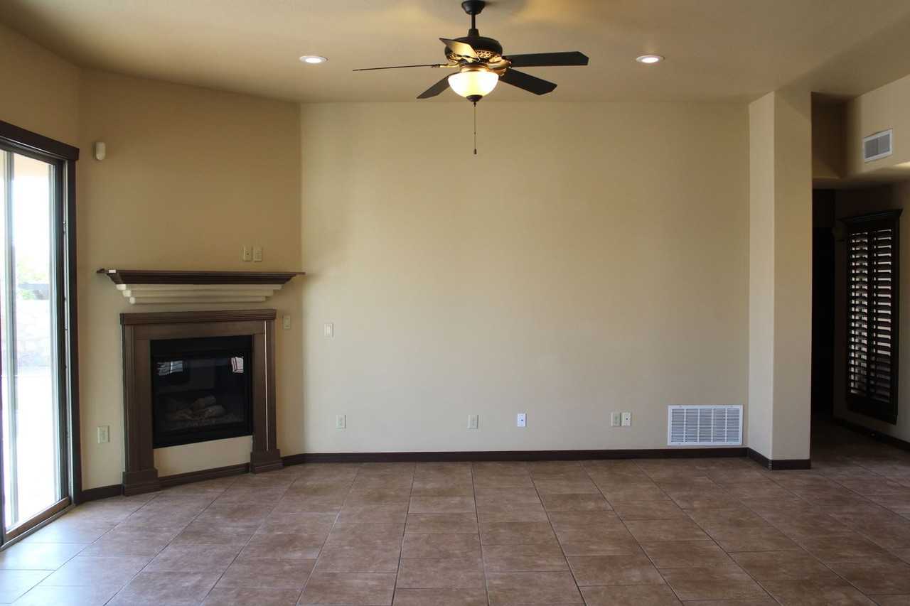 7316 Brays Landing Dr - Photo 7 of 29