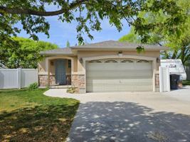featured image of 743 N Haworth Cir