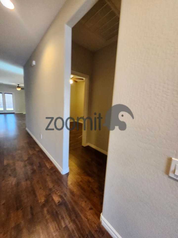 10781 W Avenida Del Rey - Photo 5 of 40