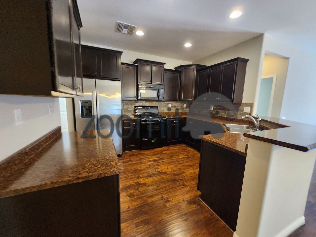 10781 W Avenida Del Rey - Photo 7 of 40