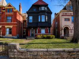 featured image of 1223 S 2nd St