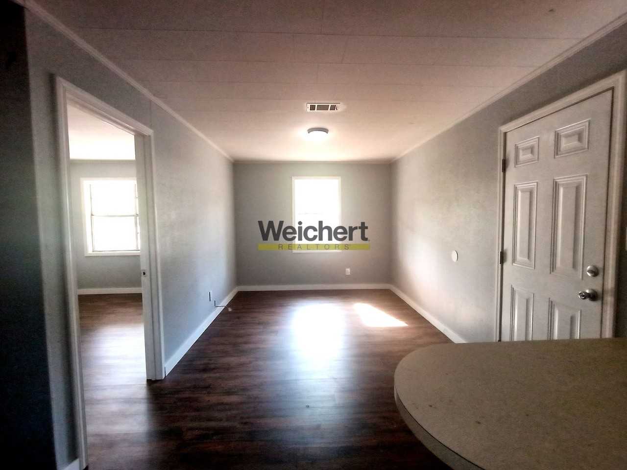 209 S 16th Ave - Photo 5 of 16