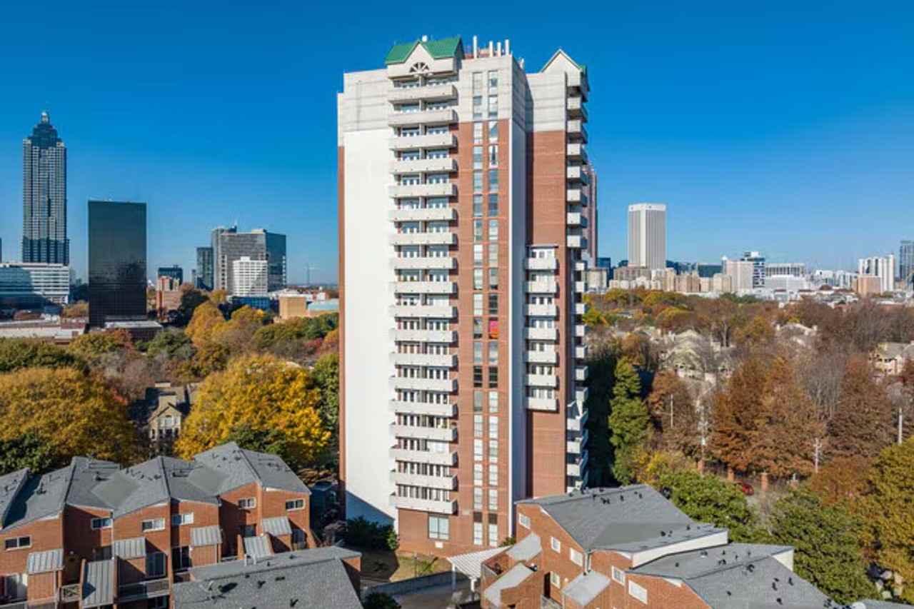 375 Ralph Mcgill Blvd Ne - Photo 2 of 22
