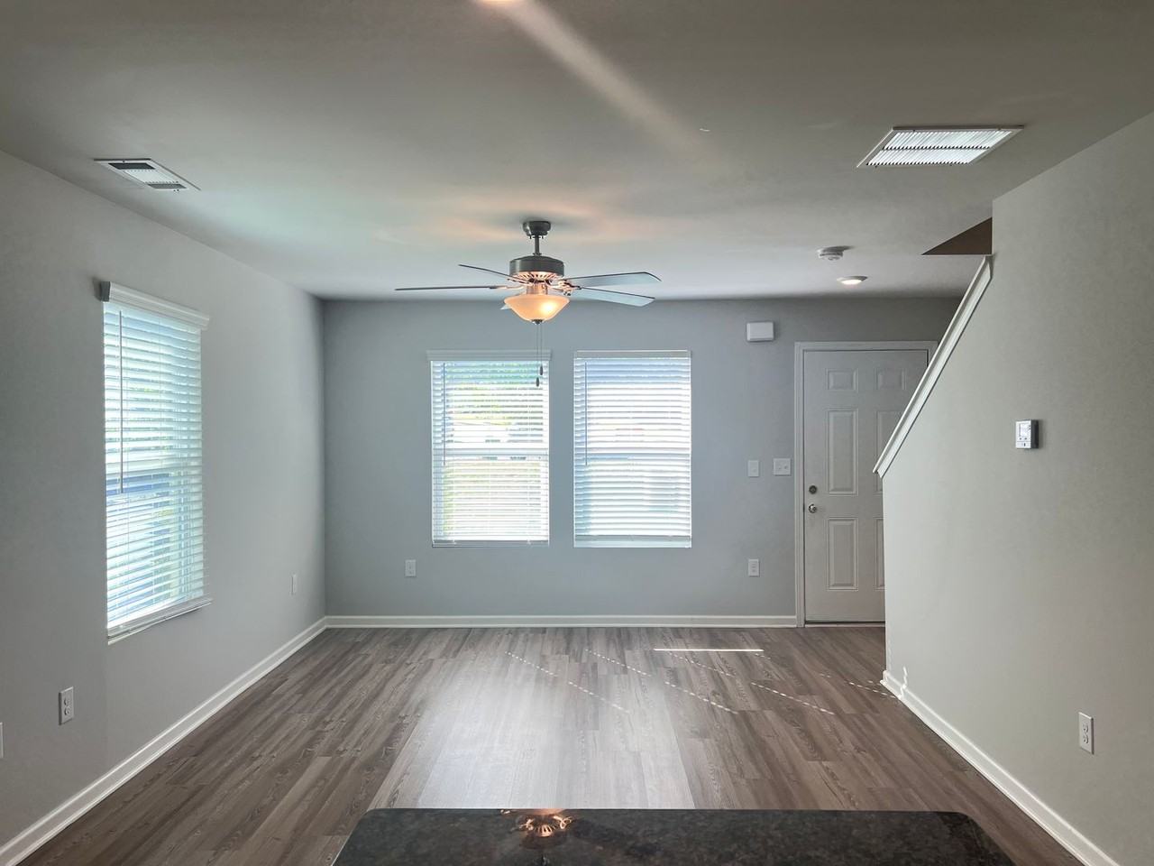 431 Camella Cir - Photo 2 of 30