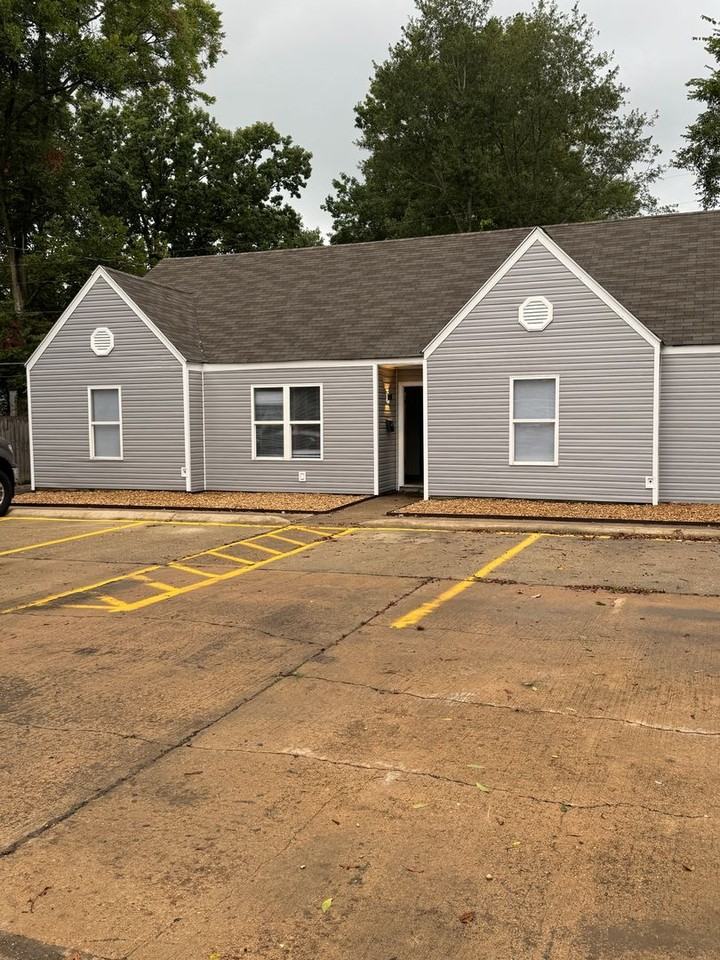 519 Plaza Ave - Photo 2 of 11