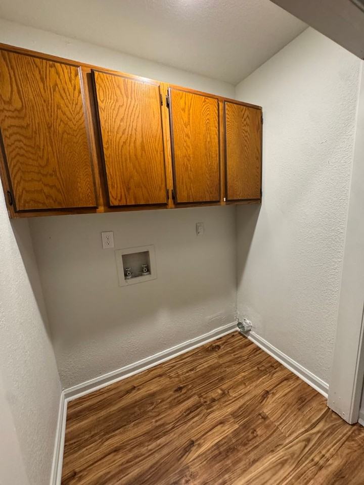 519 Plaza Ave - Photo 4 of 11