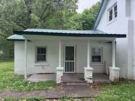 featured image of 922 S 27th St