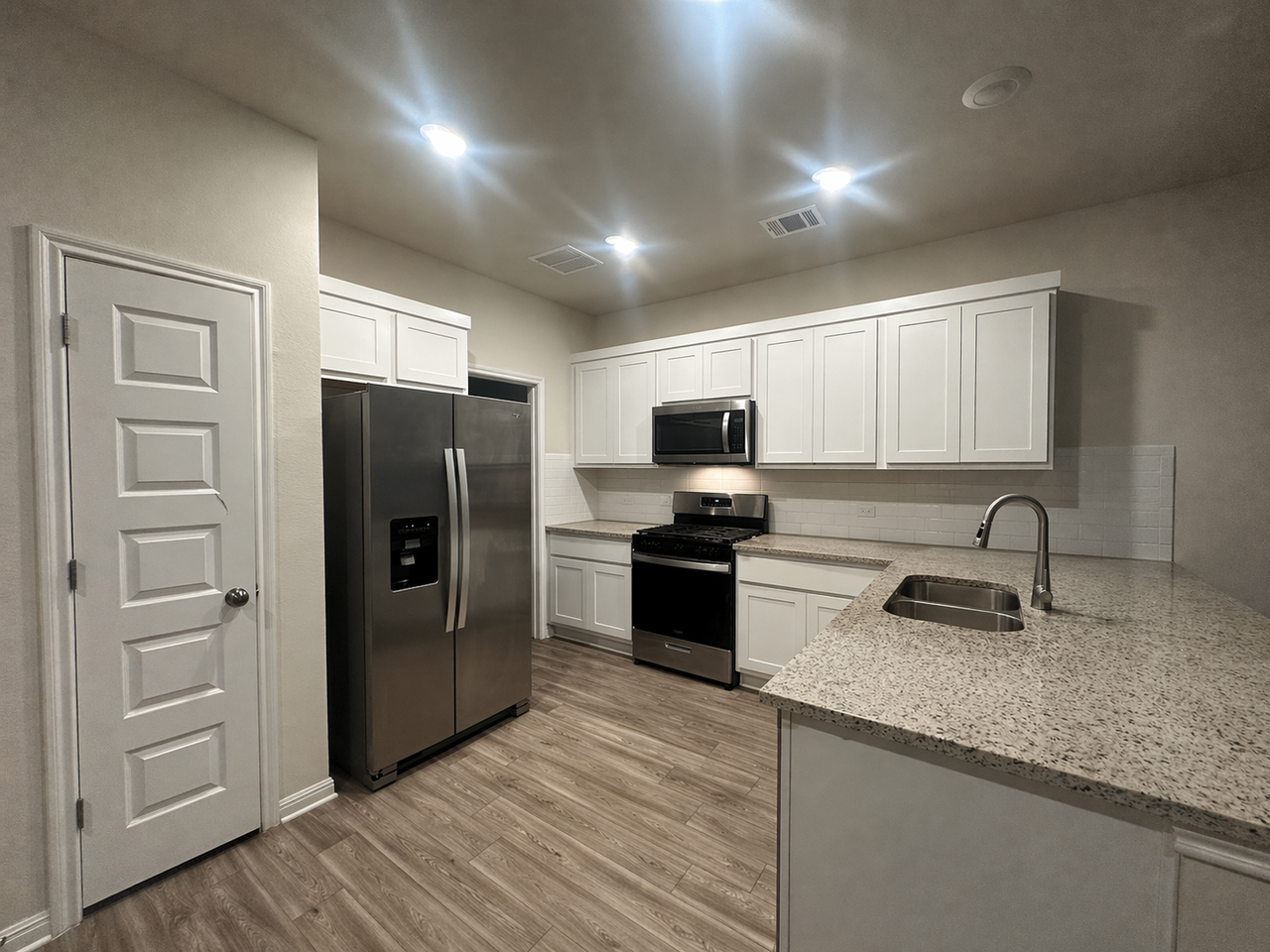 2304 Jack Nora Way - Photo 4 of 13