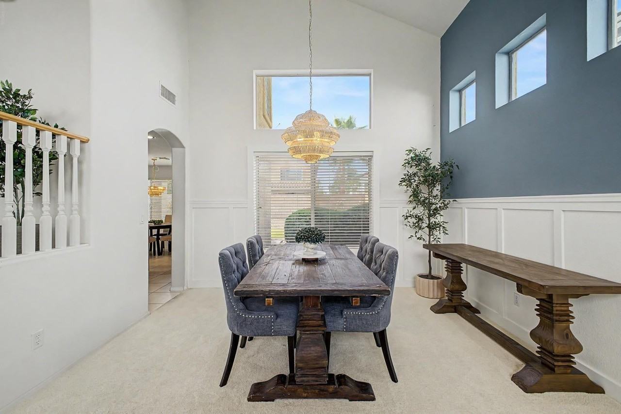 7464 W Potter Dr - Photo 5 of 25