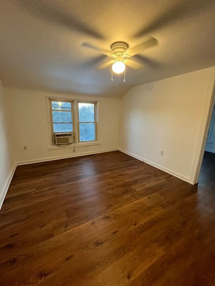 411-413-415 Spruce St - Photo 2 of 6