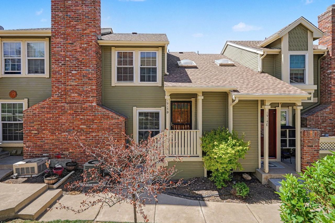 1915 S Hannibal St Apt D - Photo 2 of 19