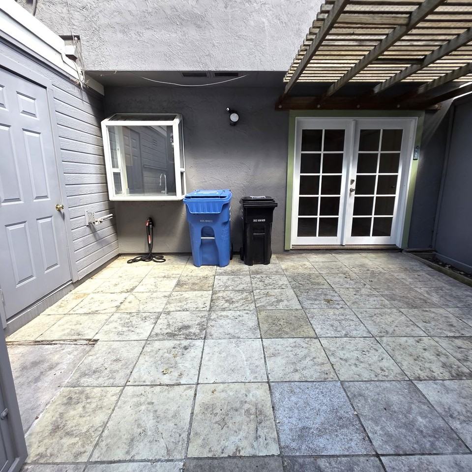 420 Sycamore Cir - Photo 5 of 29