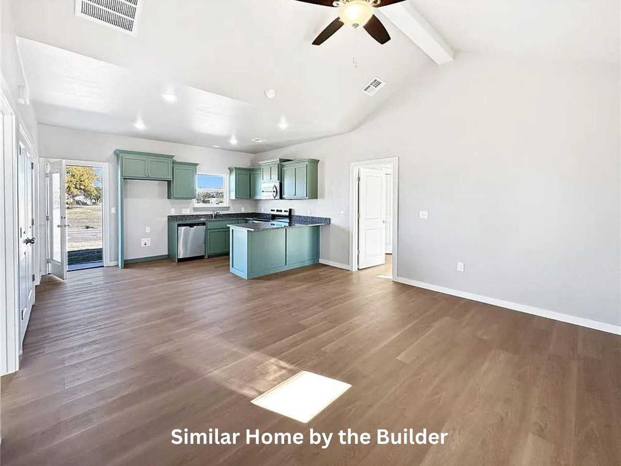 1812 Sw Douglas Ave - Photo 3 of 15