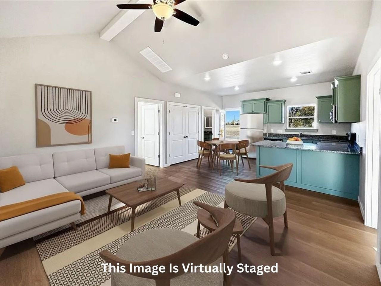 1812 Sw Douglas Ave - Photo 4 of 15