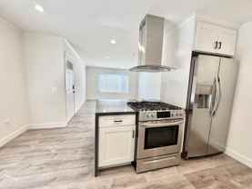 623 Walnut Ave - Photo 1 of 1