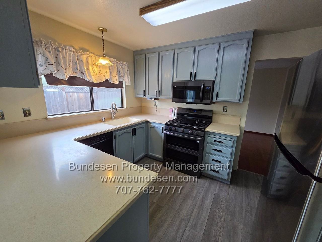 7453 Maximillian Pl - Photo 7 of 20