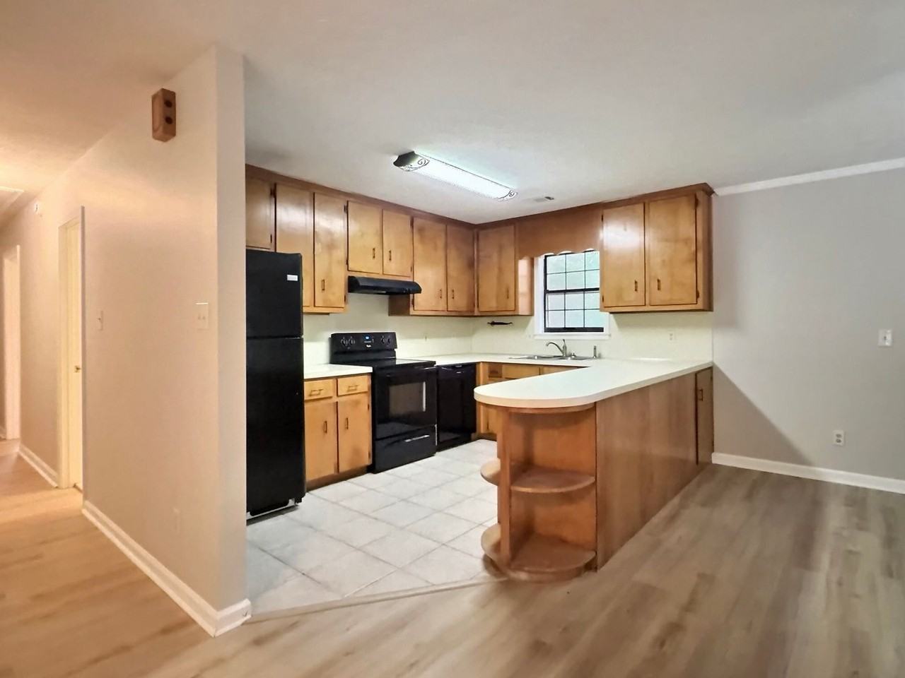 125 Kingswood Dr - Photo 5 of 20