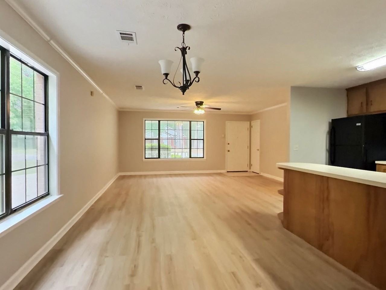 125 Kingswood Dr - Photo 7 of 20