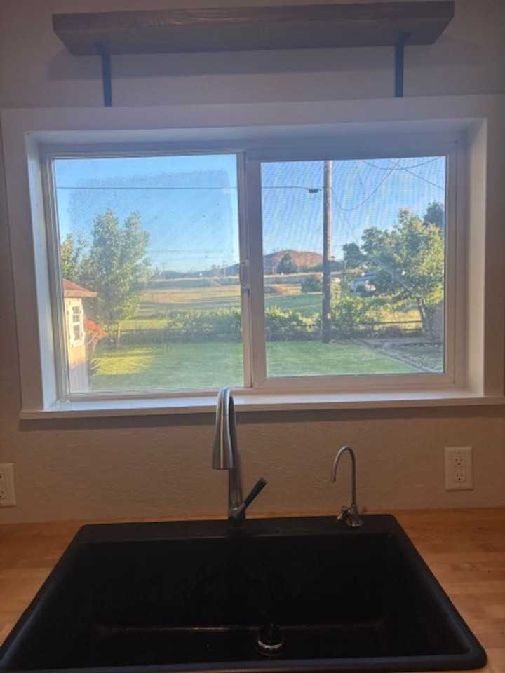 9885 9885 Maiden Ln - Photo 4 of 16