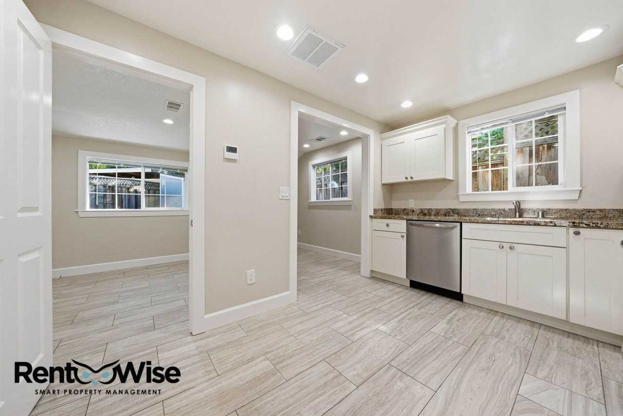 506B Chestnut St - Photo 5 of 25