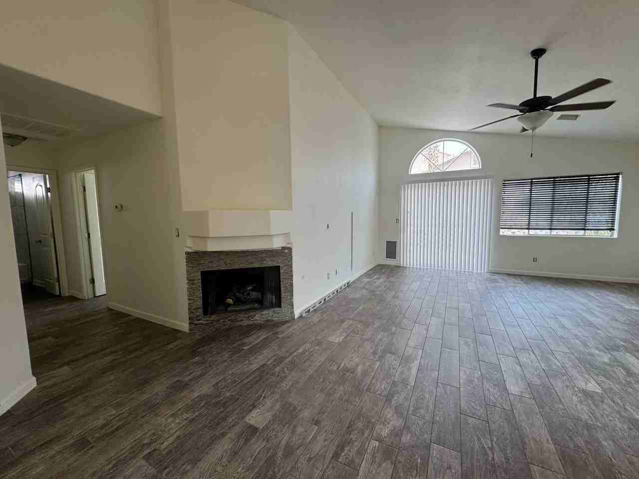 1957 E Easy St - Photo 7 of 35