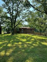featured image of 1515 Oak Grove Rd