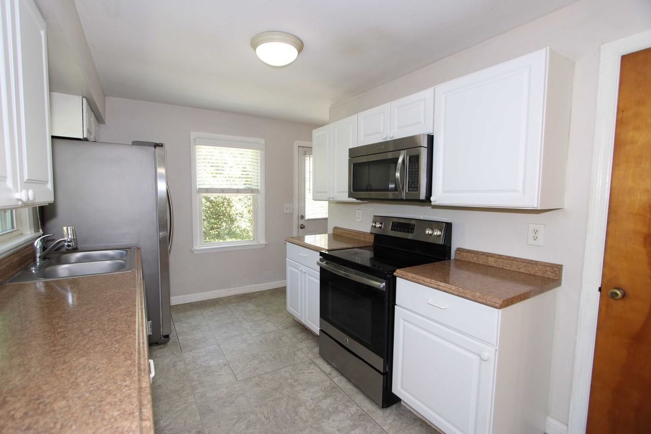 859 Loveland Miamiville Rd - Photo 7 of 25