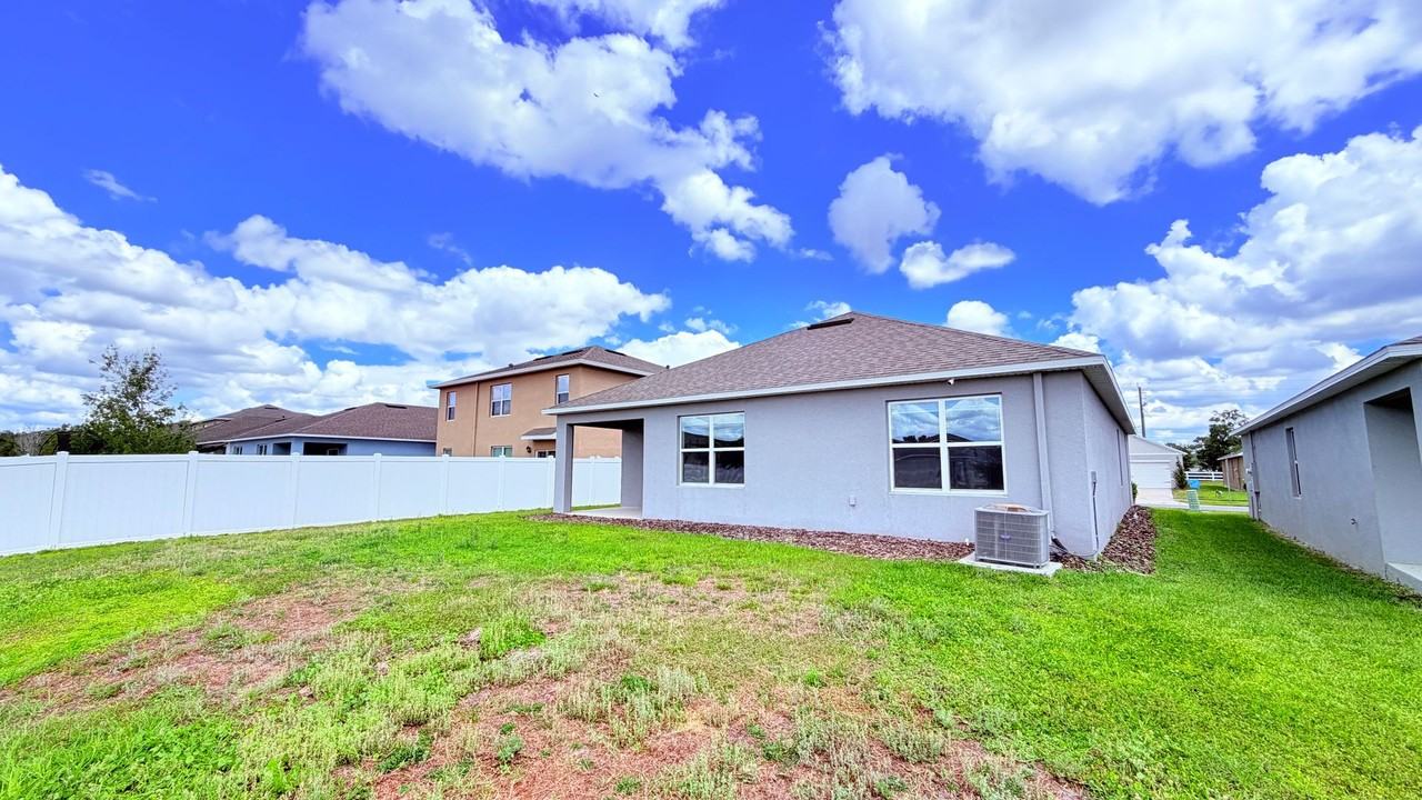 1007 August Sky Dr - Photo 4 of 39