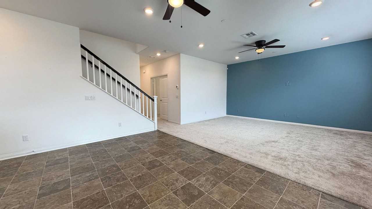 1685 Camellia Ln - Photo 5 of 31
