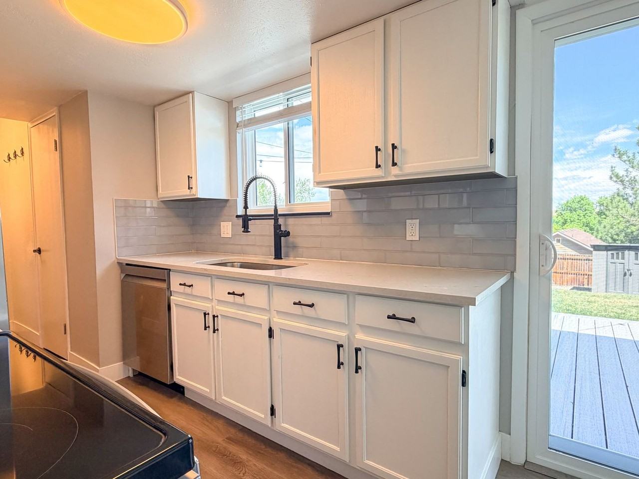 10454 Independence Cir - Photo 7 of 37