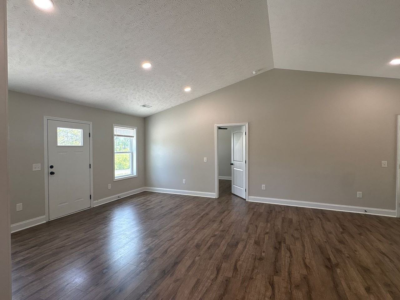 111 W End Ave - Photo 5 of 23