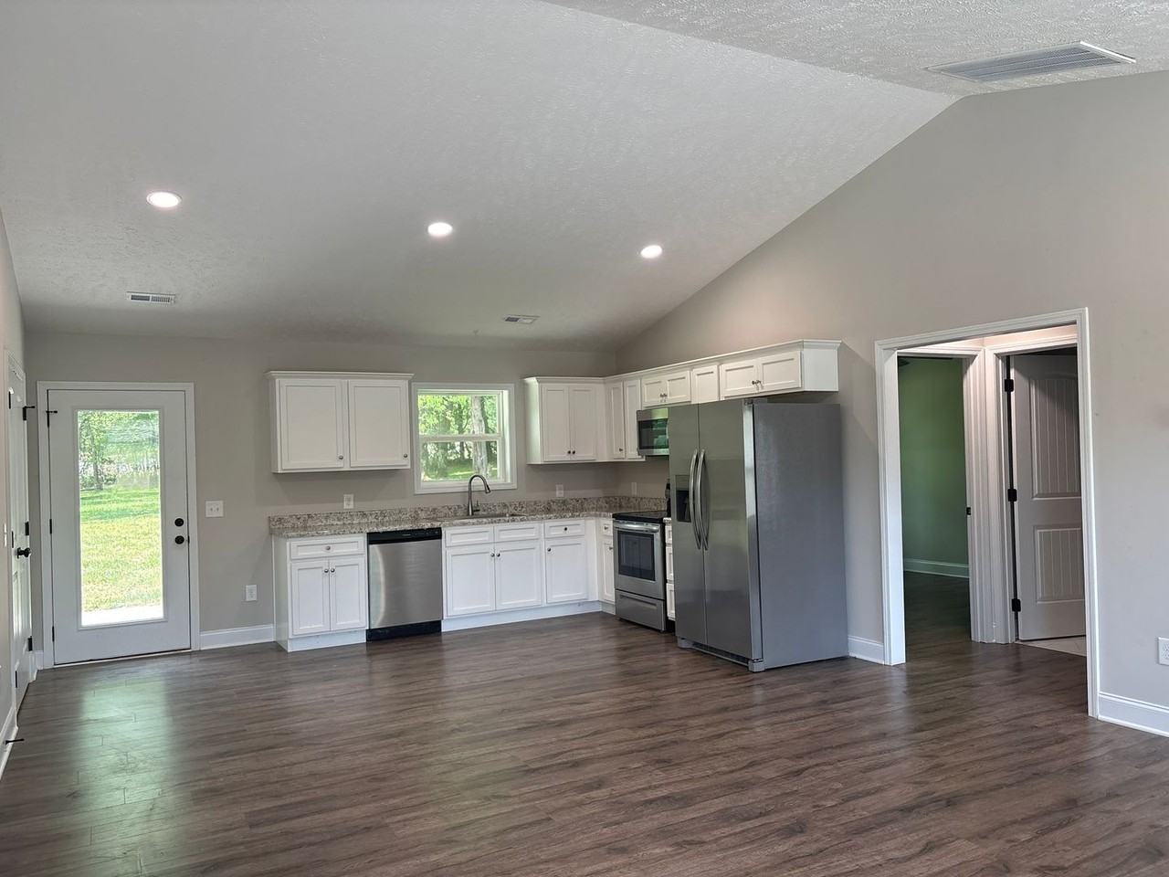 111 W End Ave - Photo 6 of 23