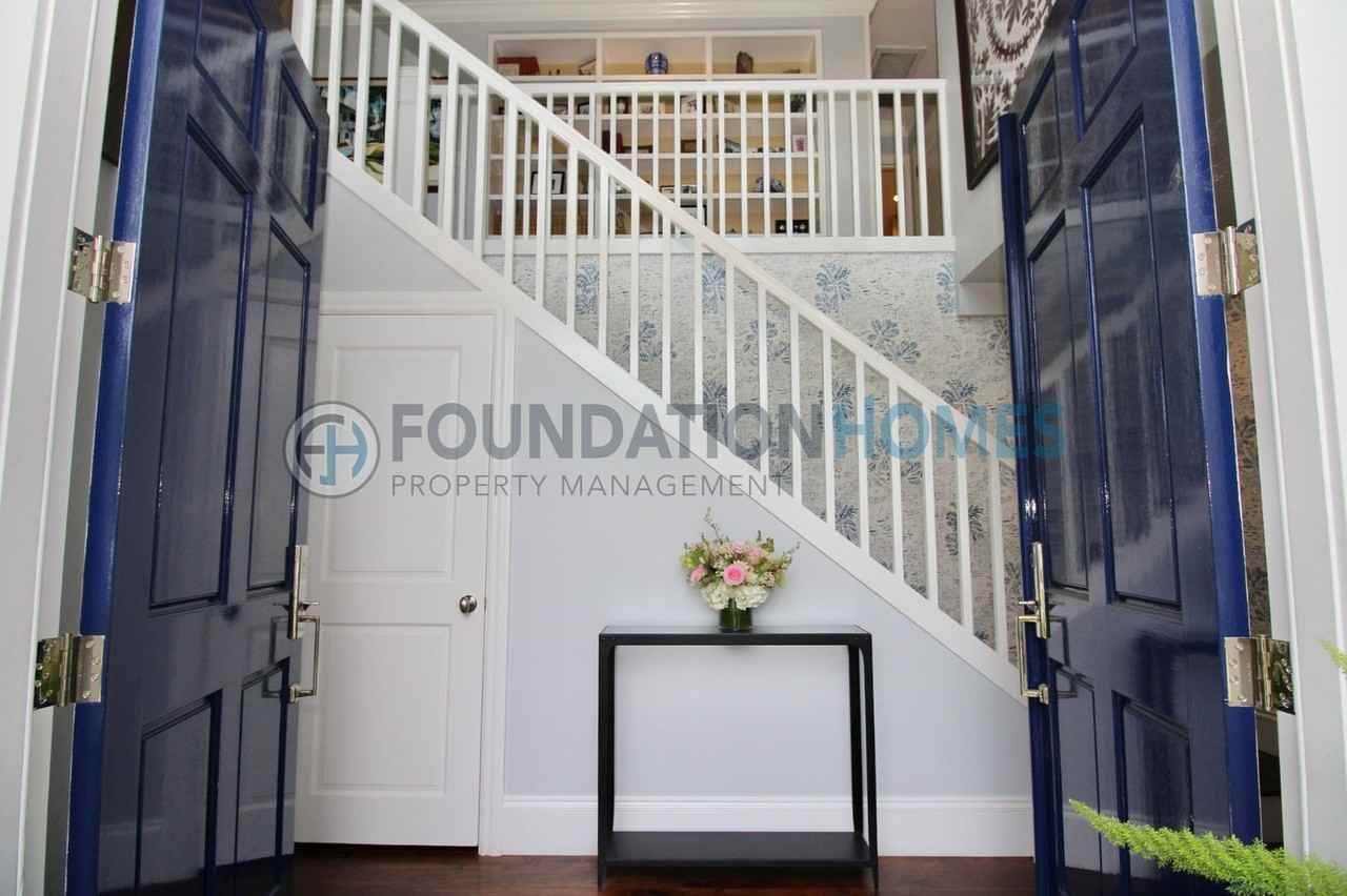 40 Seafirth Rd - Photo 3 of 34