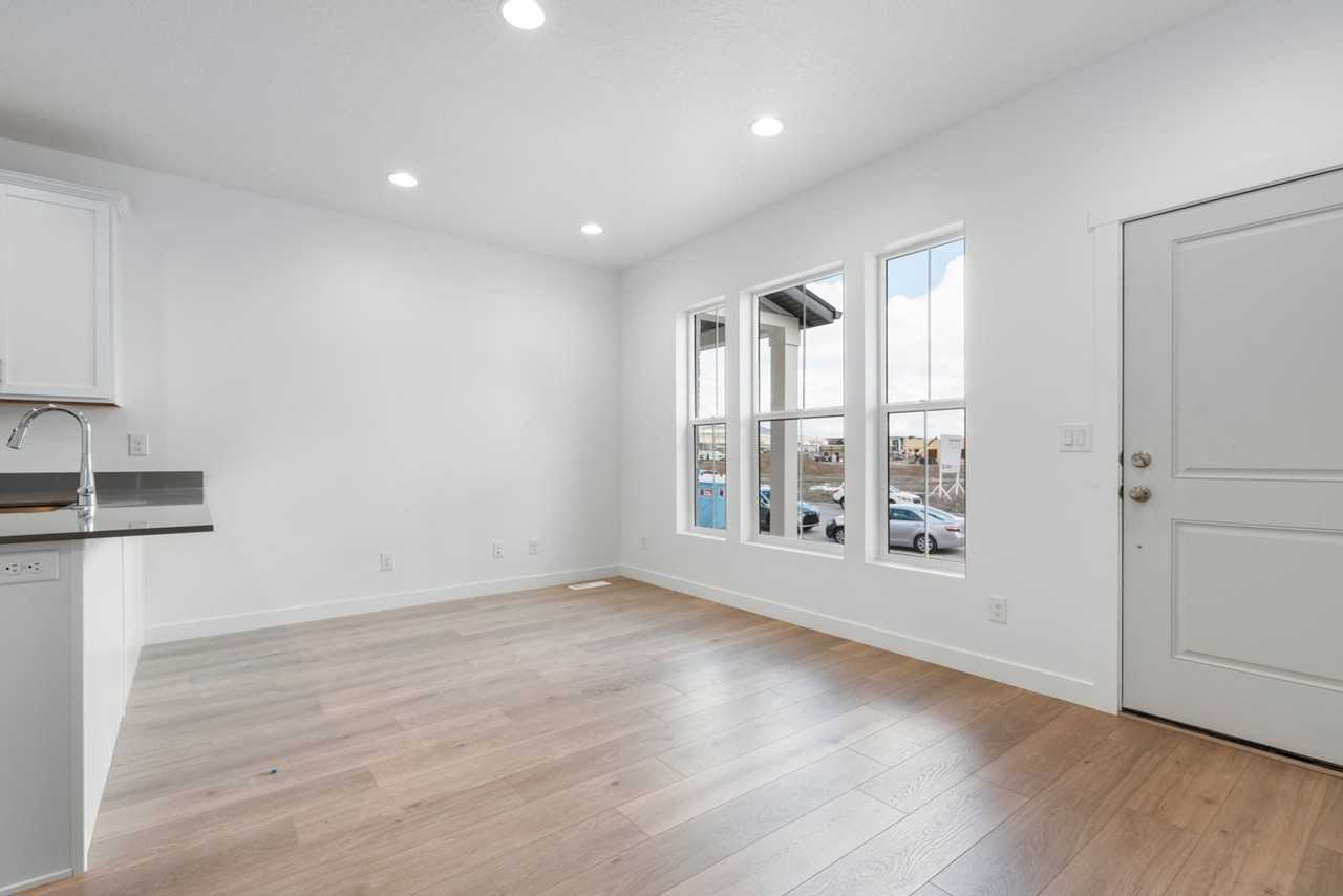 6608 W Raynolds Peak Way - Photo 7 of 25