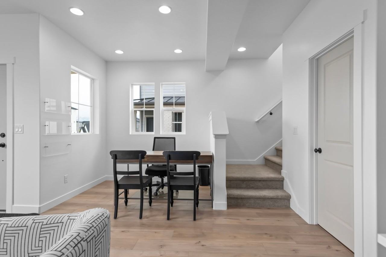 8807 S Solitude Pass Way - Photo 5 of 21