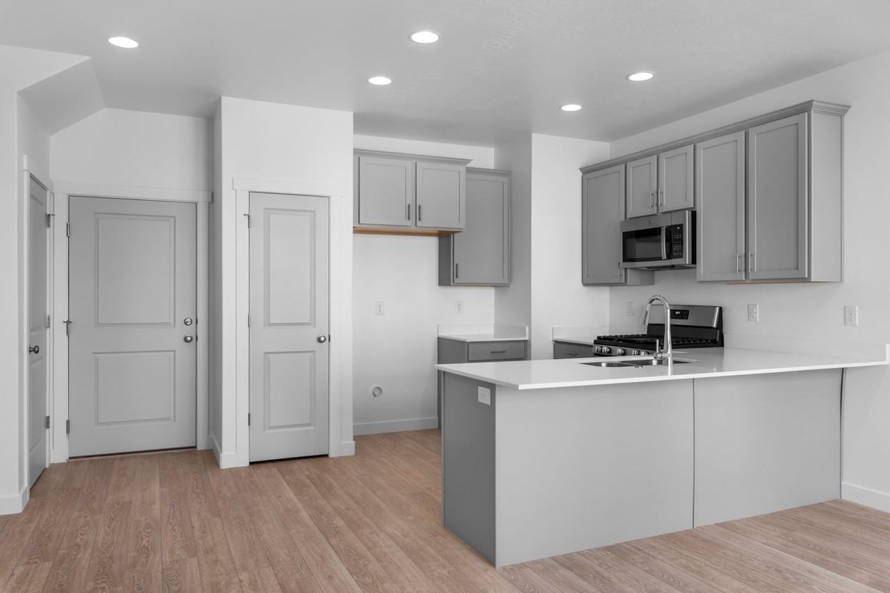 8827 S Solitude Pass Way - Photo 2 of 16