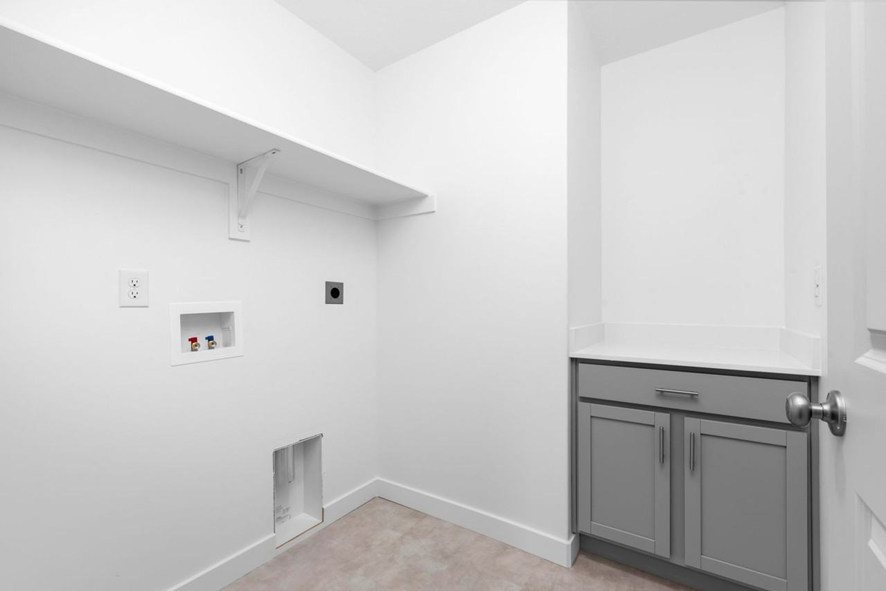 8827 S Solitude Pass Way - Photo 5 of 16