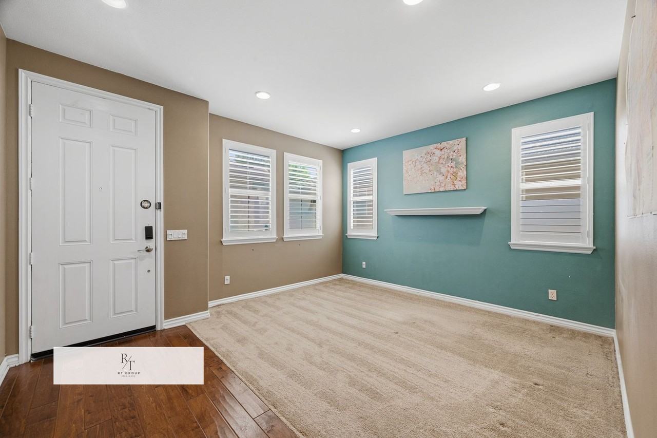 12488 Celebration Dr - Photo 2 of 39