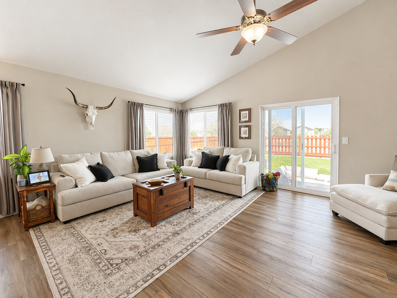 9809 Wando Dr - Photo 2 of 15