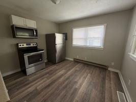 featured image of 904 W Main St