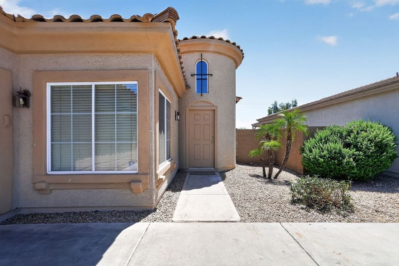 14843 W Wethersfield Rd - Photo 2 of 33