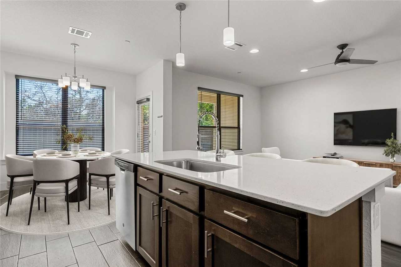 12315 Maypole Bnd - Photo 4 of 17